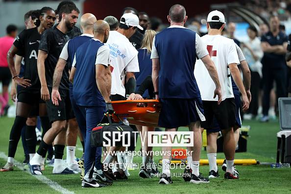 손흥민과 이별→한국에서 끔찍한 부상...1경기도 출전하지 못한 '차기 주장감', 로메로에 지친 팬들은 복귀 염원