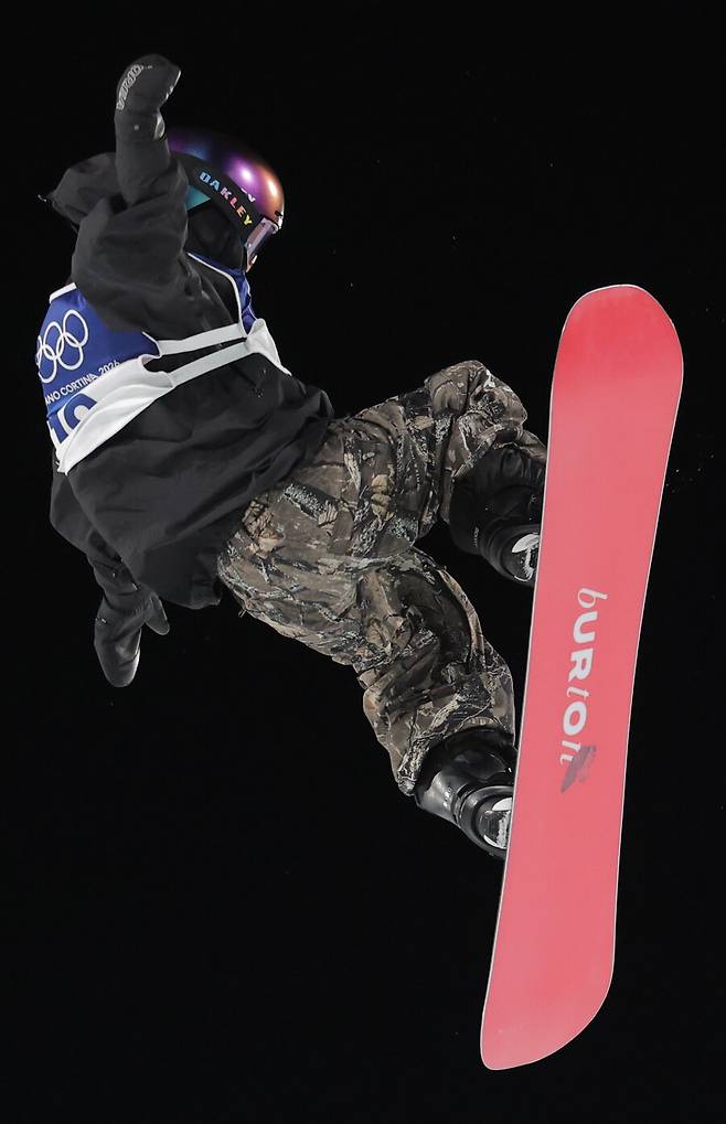 日 매체 '18세 여고생' 유승은 행동에 의문 제기...