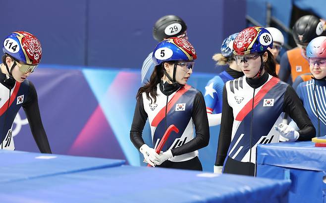 ‘비상’ 쓰러진 김길리 갈비뼈 통증…최민정 “크게 문제 있는 것 같지 않다, 마음 추스르길” [2026 밀라노]