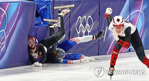 日 매체, 한국 넘어져 통쾌했나?
