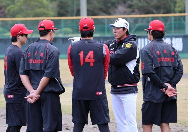 “LG·삼성 너무 세다” 꽃범호도 인정했다…2026 최대변수는 한화발 빅 트레이드? 조용히 칼 가는 KIA[MD아마미오시마]