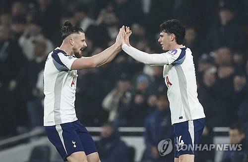 손흥민 돌아갈 곳 사라지나, 토트넘 이러다 정말 강등된다…뉴캐슬에 1-2 패→16위 추락 '강등권과 5점 차' [EPL 리뷰]