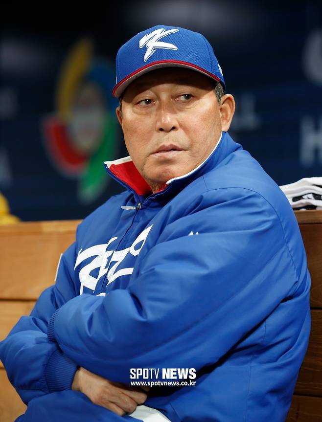 문동주 국대 길 열렸다…'국민감독'은 거부했던 그것, 류지현호는 기꺼이 쓴다