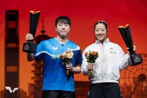 ‘국민삐약이’ 신유빈, 세계 1위 됐다