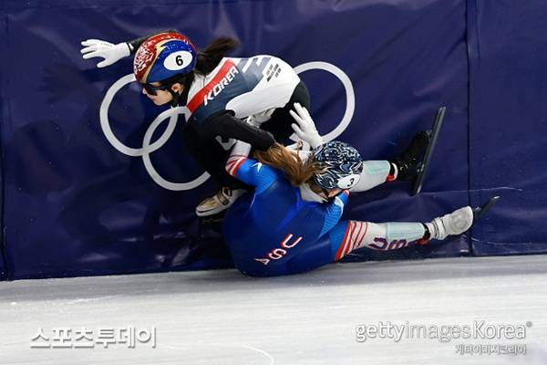 한국 결승행 좌절시킨 美 쇼트트랙 선수