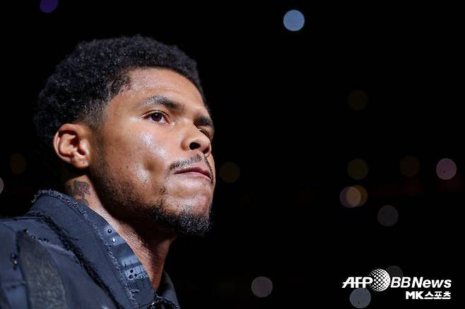 “복싱이 UFC보다 훨씬 우월해” 복싱 3체급 석권 스티븐슨, UFC 챔피언 토푸리아에게 ‘링 위 한판 대결 제안’