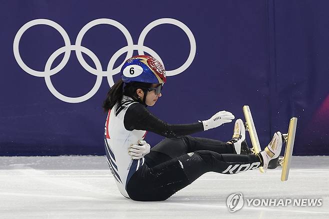 '韓 쇼트트랙 메달 꿈 빼앗은' 미국 스토더드, 사과문 SNS 게시…