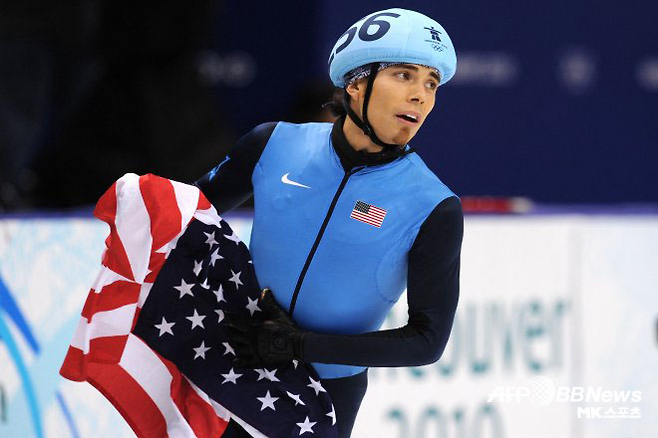 ‘韓과 악연’ 안톤 오노, 김길리 넘어뜨린 美 선수 향해 “너무 서둘렀어”···“하루에 세 번이나 넘어지는 건 정신적으로 큰 부담”