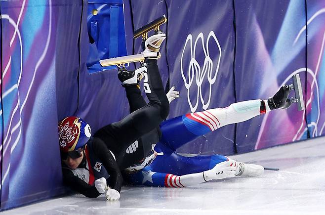 中 언론이 바라본 한국 쇼트트랙의 충돌 탈락...