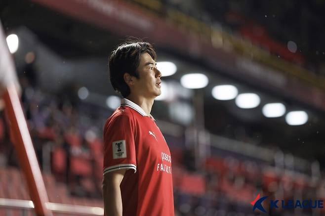 묵묵히 응원하는 ‘절친’ 기성용 “이청용 행동에 대해 제가 할 말은 없다…새 팀에서 증명할 것” [SPO 현장] 