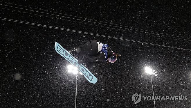 [올림픽] '신동'에서 금메달리스트로…'악바리 승부사' 최가온이 해냈다