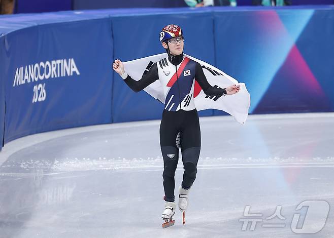 아쉽게 출발했지만…역시 쇼트트랙, 빠른 메달로 분위기 바꿨다[올림픽]