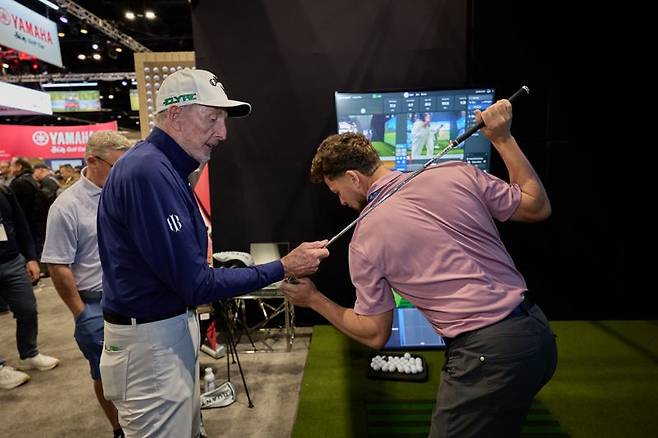 “스크린이 열리자 탄성 터졌다”… 美 홀린 한국의 ‘도심형 골프’ 혁명