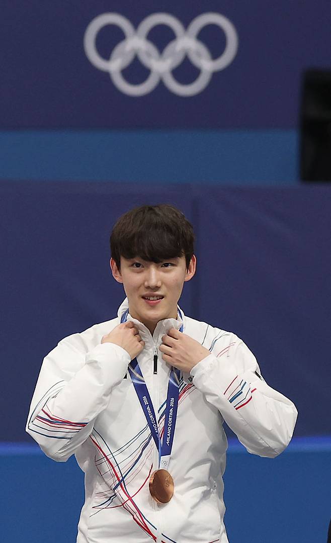 “동메달인가? 4위인가?”…결과 뜨자 ‘울컥’, 태극 막내 임종언의 눈물 [2026 밀라노]