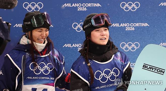 '깜짝 은퇴?' 클로이 김, 8년 지켜본 '제자' 최가온 축하…