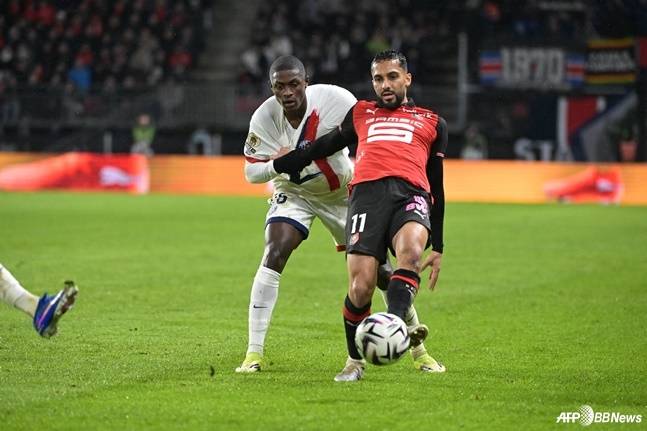 '韓 아시안컵 완패' 악몽 주역, 이강인의 PSG까지 무너뜨렸다... '리그 우승 실패 위기' 비상