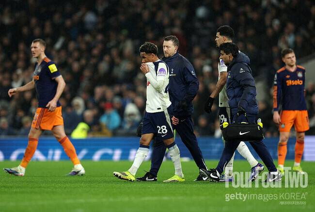 “수치스럽다” 로메로가 맞았네...토트넘, 최악의 부상 악령...무려 12명 출전 불가