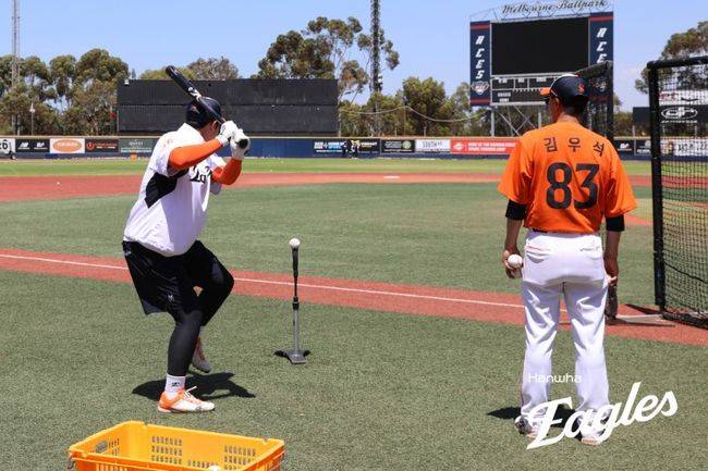 '엄상백 1이닝 무실점→한지윤 1타점' 한화, 멜버른에 간신히 1점 내고 졌다…연습경기 2연패 [한화 캠프]