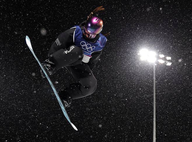 ‘올림픽 金’ 최가온의 소박한 바람 “한국 가서 할머니가 해준 밥 먹고 싶어요”