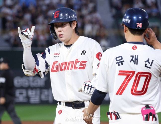 '롯데 前 단장' 성민규 삼고초려→미국 진출 꿈 접었던 나승엽, 불법도박으로 씻을 수 없는 오명 남겼다