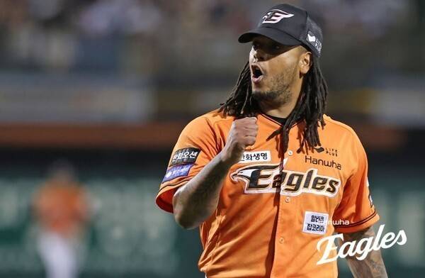 아쉬움 속에 한국 떠난 '前 한화' 에이스, 대만리그 '폰세' 될 줄 알았는데...멕시코로 급선회, 이유는?