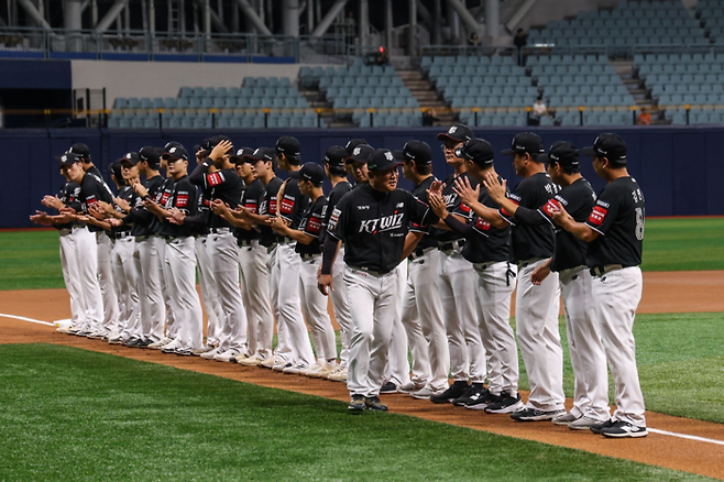 야구팬에 ‘희소식’ 월화수목금토일 매일 본다