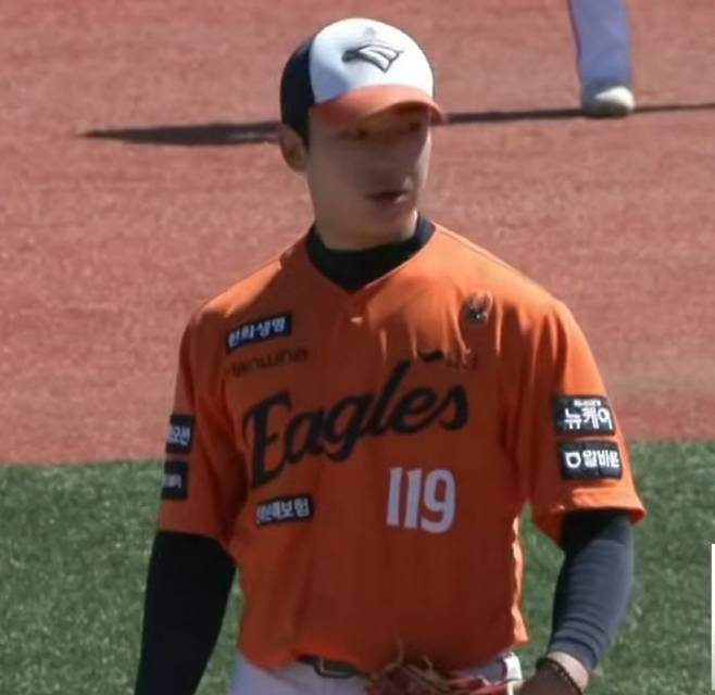 한승혁·김범수 왜 보냈냐고? 레전드의 극찬, '벌써 148km+칼날 슬라이더' 한화 불펜 구원할 '119 예비역' 물건이 등장했다