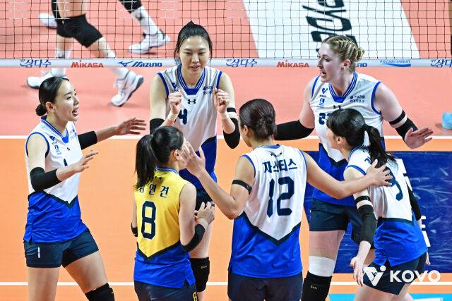 한국도로공사 딱 기다려! 현대건설, GS칼텍스 연승 끊으며 3연승…선두와 승점 단 2점 차 [MD장충]