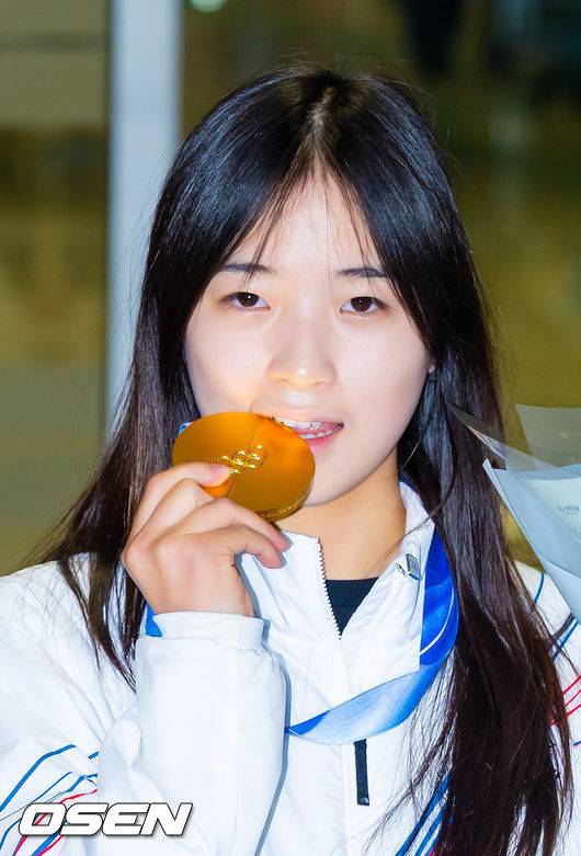 ‘동계올림픽 단독중계 JTBC 왜이러나?’ 최가온 金메달 장면도 놓치더니…이번엔 일장기 방송으로 사과 이슈 [2026 동계올림픽]