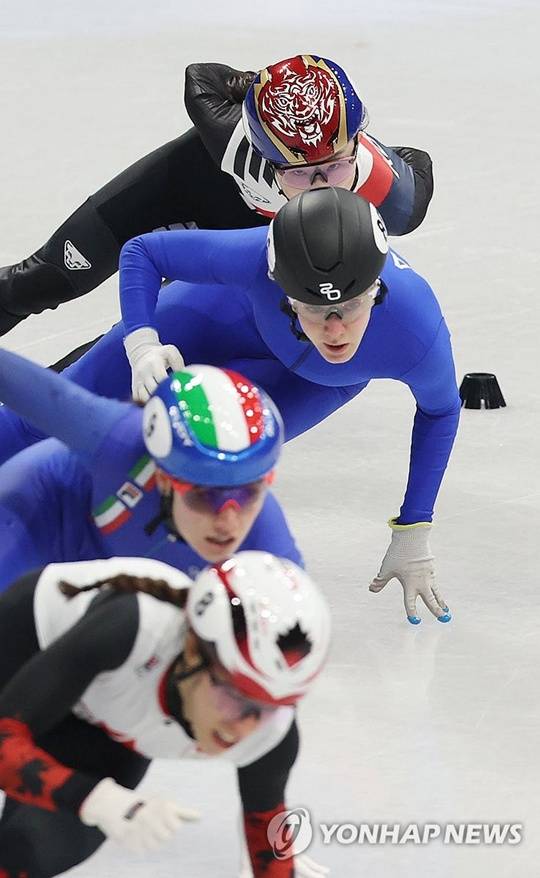 1000m 8위… 김길리는 희망을 쐈는데, 너무 뼈아픈 최민정의 부진