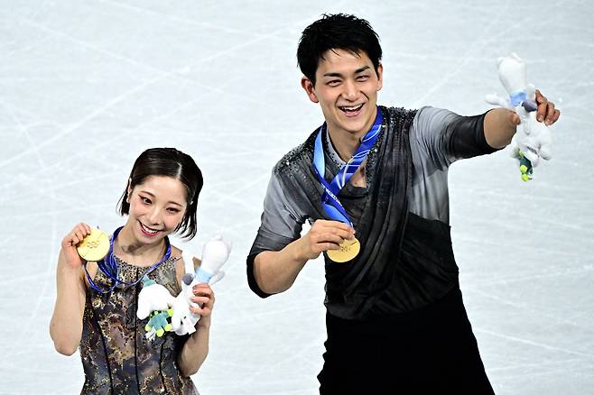 韓과 멀어진다...