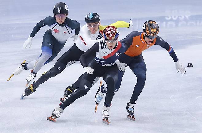 “애국가가 멈췄다”…‘노골드’ 한국 쇼트트랙 최강시대 끝났나 [여기는 밀라노]