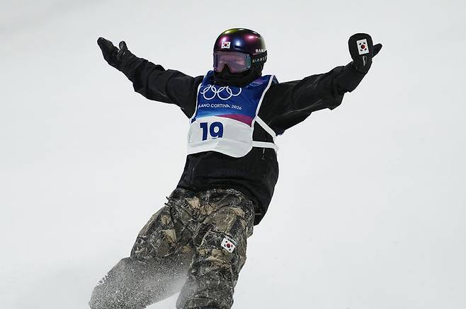 폭설 때문에…'유승은 출전' 스노보드 여자 슬로프스타일 결선 연기[2026 동계올림픽]