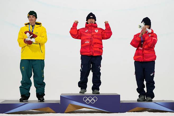 '메달 18개' 일본, 역대 최다 타이…중국은 아직 金 없어[2026 동계올림픽]