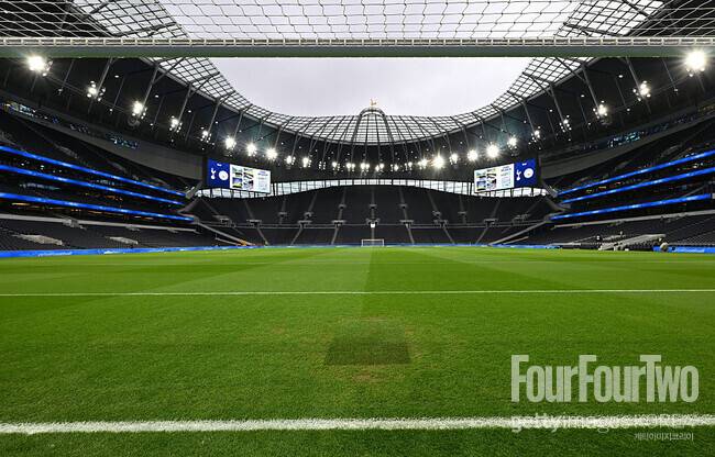 손흥민 떠난 토트넘, 강등만 문제가 아니다...연간 500억 증발 위기+스폰서 손실만 '최소 수천만 파운드'