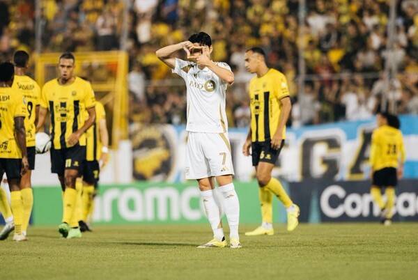 손흥민, 2026 첫경기서 61분간 1골 3도움 기록하고 교체