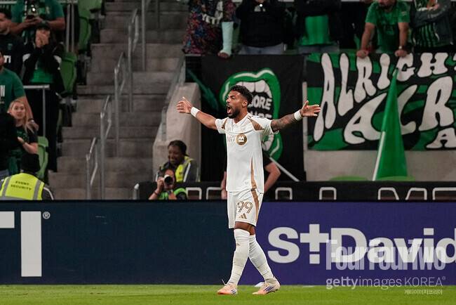 [442.review] '손흥민 1골 3도움+부앙가 3골‘ LAFC, 레알 에스파냐 6-1 완파...16강 진출 유력