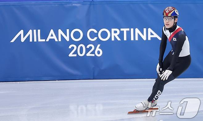 '세계 최강 무색' 쇼트트랙…기대 이하 성적 진짜 원인은? [올림픽]