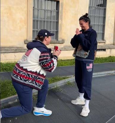 [올림픽] 미국 동성 커플 나이트-보 이탈리아서 약혼