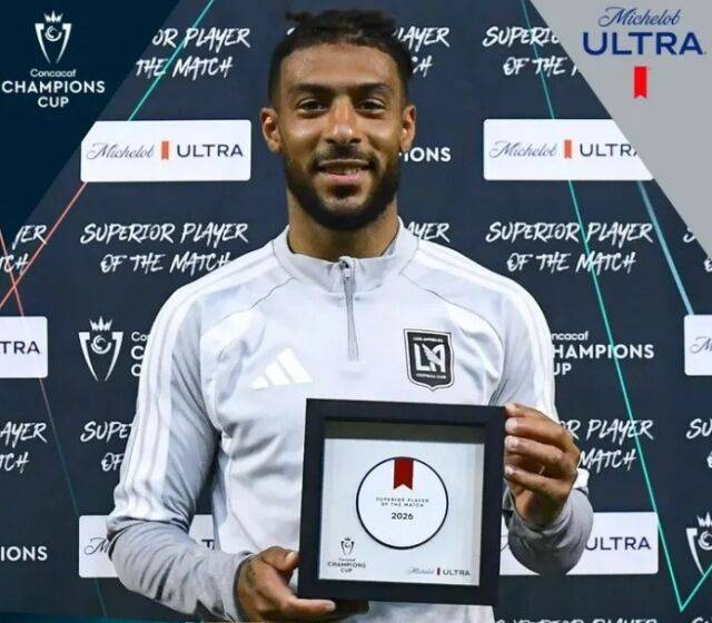 '흥민이형 안 가요'…'손흥민 도움 받고 해트트릭 성공' 부앙가, 시즌 첫 경기 MOM 선정