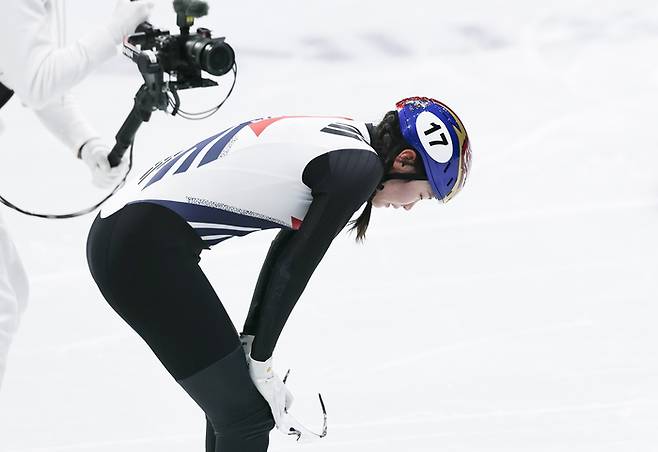 3위에서 1위로, 메달 색 바꾼 ‘빅 푸시’…뜨거운 눈물 흘린 심석희
