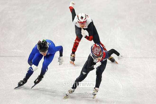 김길리에 추월 당했는데 싱글벙글 왜? 쇼트트랙 레전드 36세 나이에 전설의 주인공 됐다