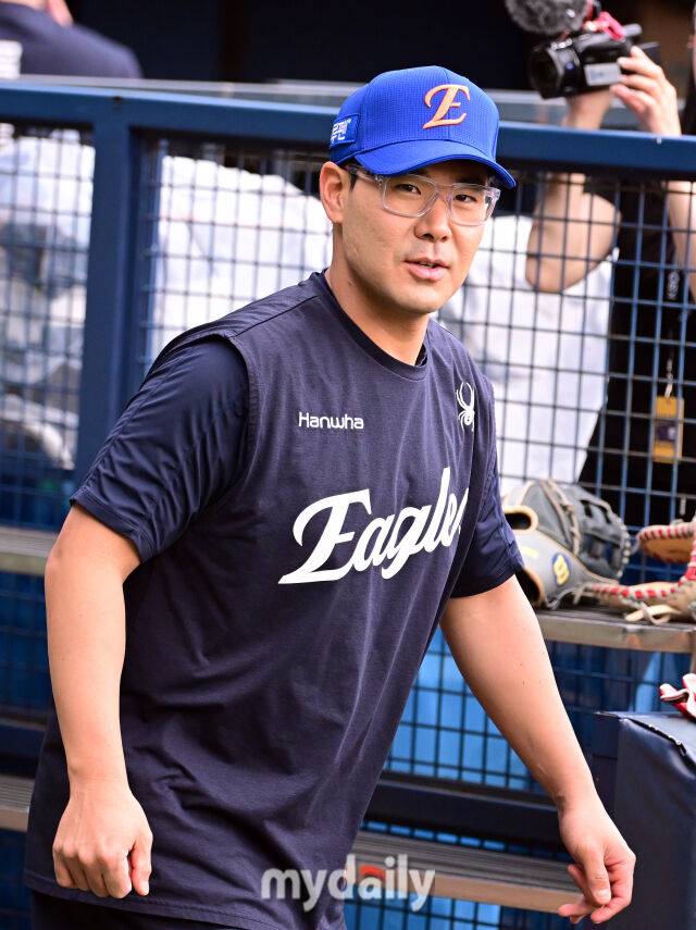 “야구 지겨워요, 진짜 너무 많이 했습니다” 한화 이재원 은퇴 예고…다시 태어나면 야구는 안 해도 포수는 합니다