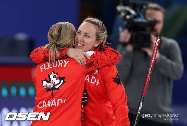 이기면 '경우의 수' 없다.. 한국 여자 컬링, '비양심 군단' 캐나다와 '4강 운명' 한판 승부 [2026 동계올림픽]