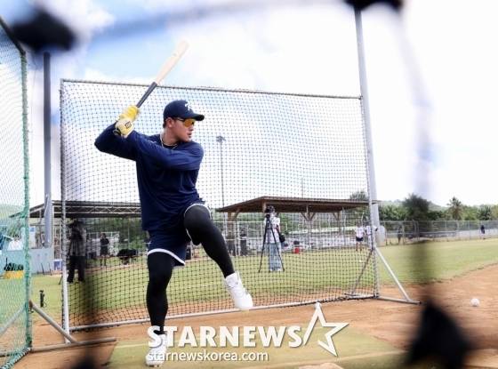 '이러다 ML 진출하겠네...' KBO 23세 거포 향한 美 뜨거운 관심 이 정도라니...