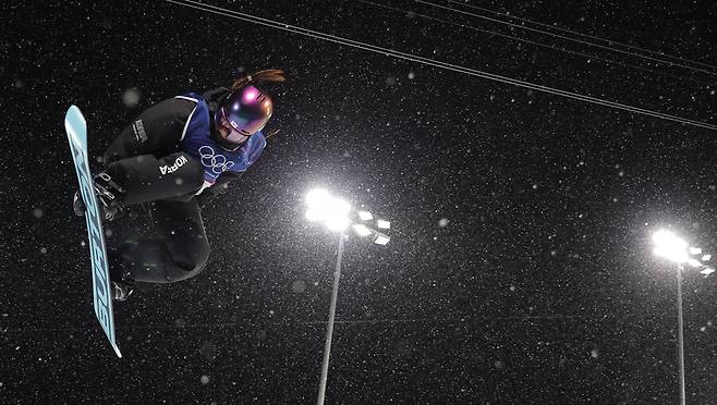 도저히 믿기지 않는 韓 금메달, 세 군데 골절 진단…손가락 뼈 부상에도 ‘부상 투혼’ 최가온