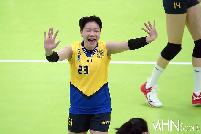 [공식] 前 현대건설-정관장 위파위, 친정팀 태국 슈프림 촌부리로 복귀