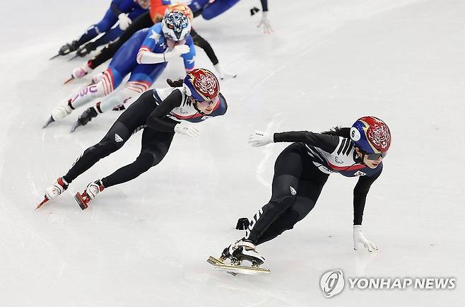 [올림픽] 쇼트트랙 김길리, 여자 1,500ｍ 금메달…최민정 은메달(종합)
