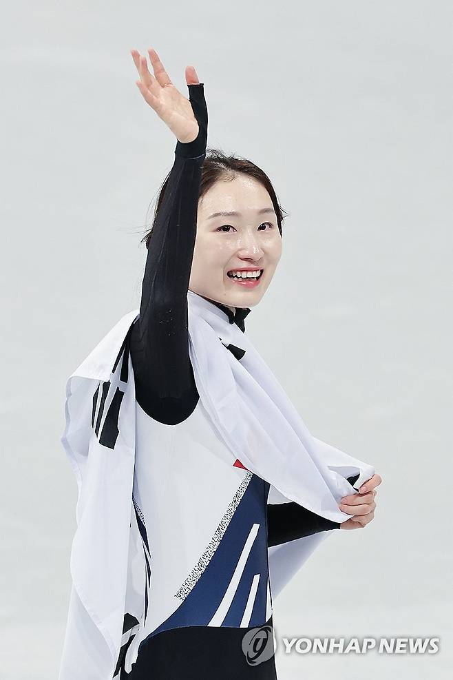 [올림픽] 최민정 올림픽 은퇴 전해 들은 김길리, 눈물 펑펑