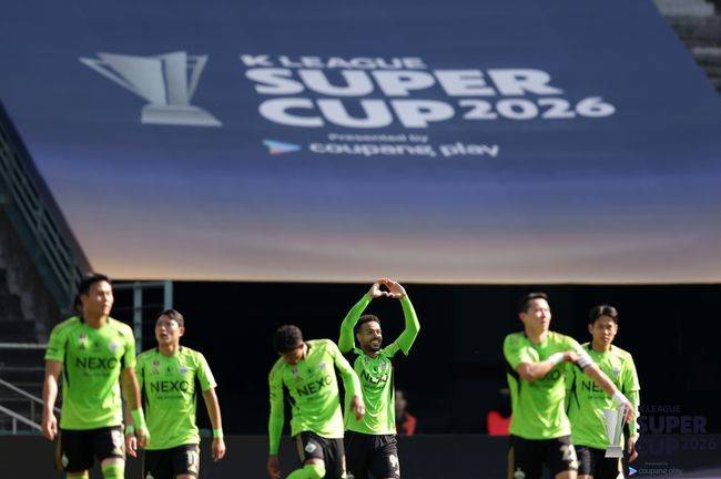 '정정용 데뷔전' 전북, 대전 상대로 무실점 승...20년 만에 부활한 슈퍼컵 정상 [오!쎈 전주]